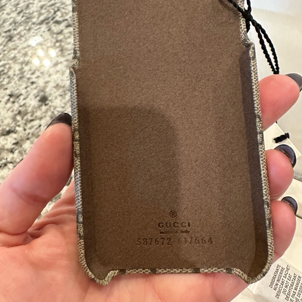 Gucci iPhone X/xs case - Picture 3 of 4